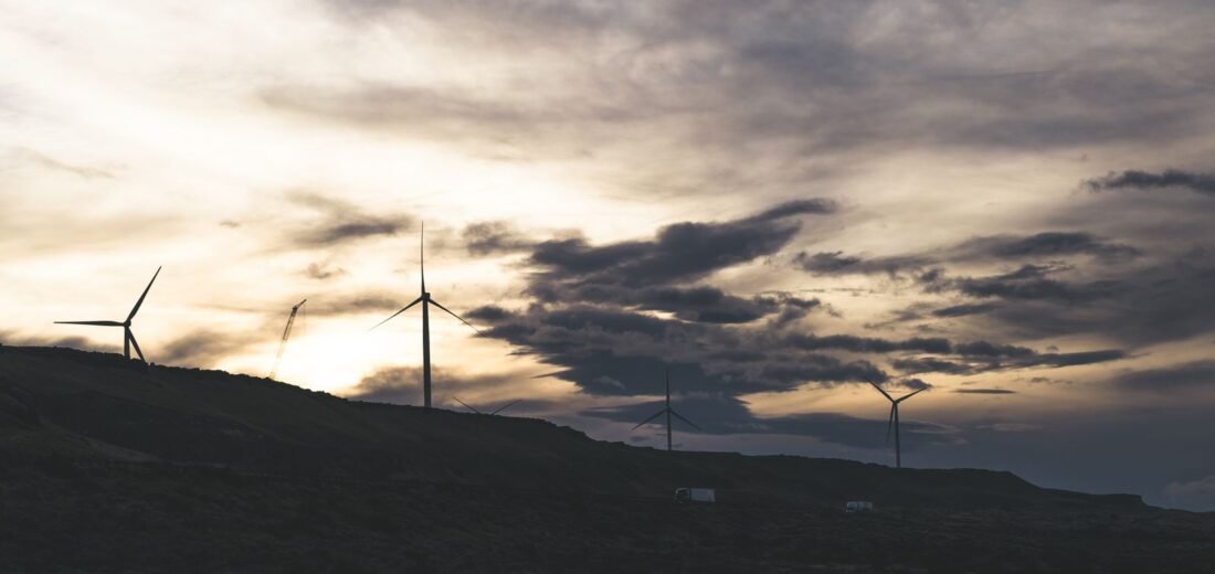 Éoliennes produisant de l'électricité renouvelable, fournisseur électricité verte Bruxelles